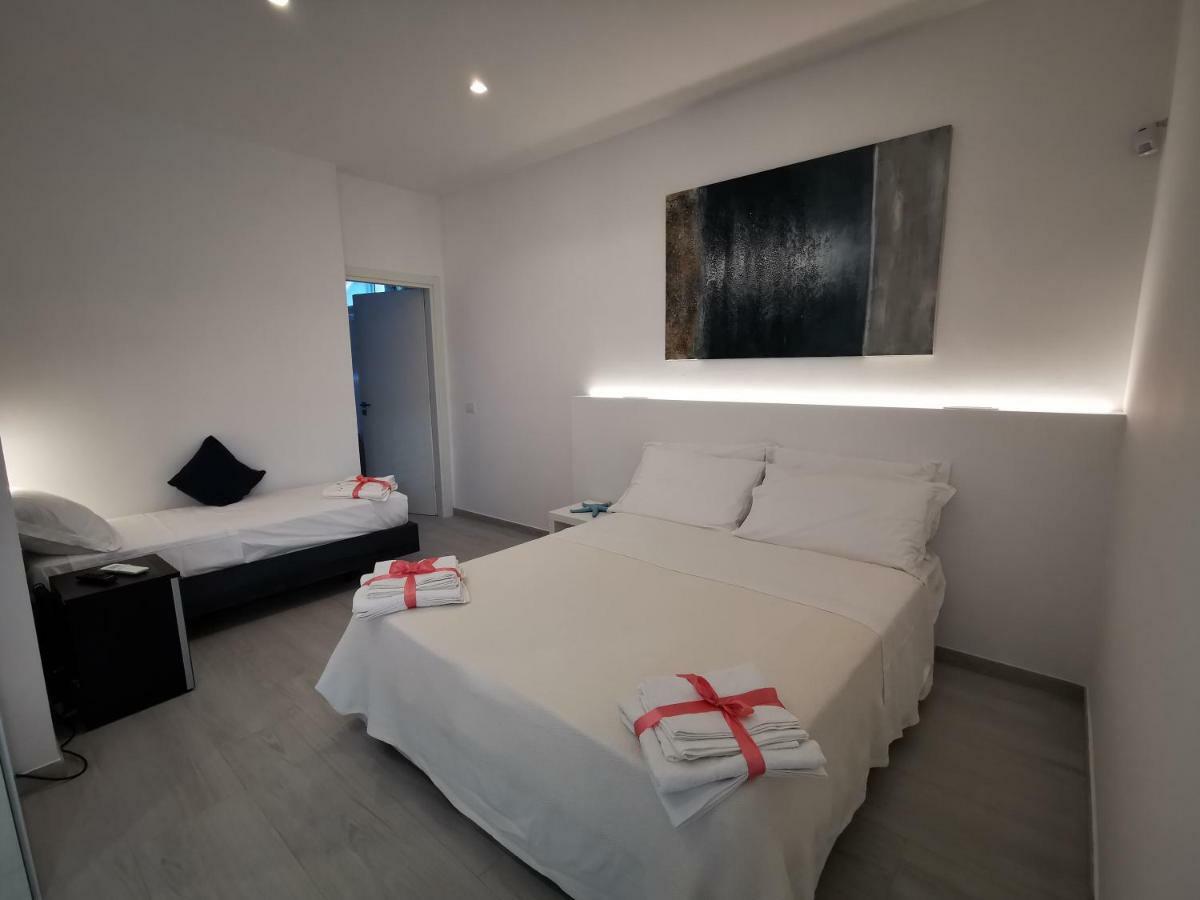 トッレ・スーダ Sunset Bay Bed & Breakfast エクステリア 写真