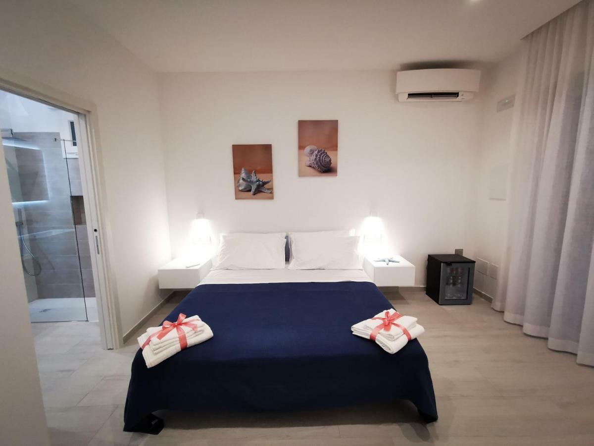 トッレ・スーダ Sunset Bay Bed & Breakfast エクステリア 写真